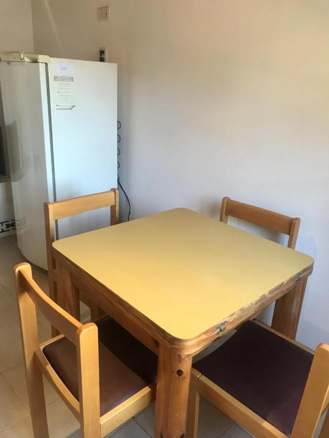 Pequena Casa De Troncos, Detras De Casa Principal No Trabajo Con Tarjeta De Credito Puerto Madryn Zewnętrze zdjęcie
